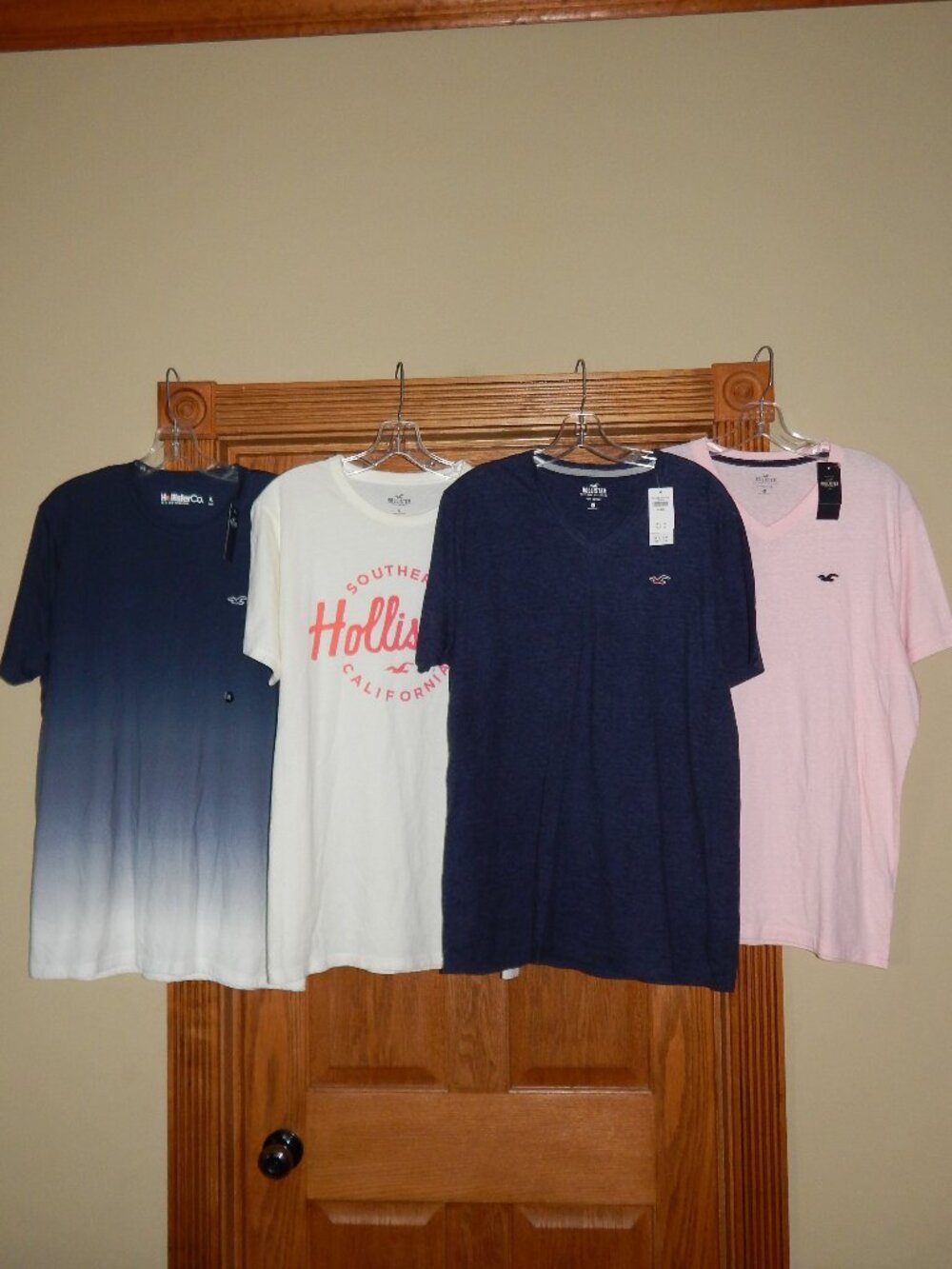 NEW NWT LOT 4 Men's Size XL HOLLISTER Short Sleeve T-Shirts